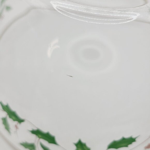 Lenox Arcoroc Christmas Holly Berry 9” Clear Glass Serving Bowl with Gold Trim - Picture 7 of 11